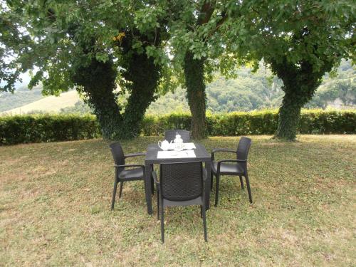 Cozy Holiday Home in Modigliana Italy with Garden