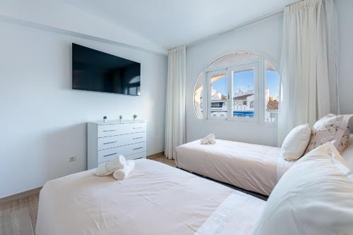 Atico Puerto Marina First Island with Sea Views and Rooftop Pool