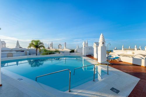 Atico Puerto Marina First Island with Sea Views and Rooftop Pool