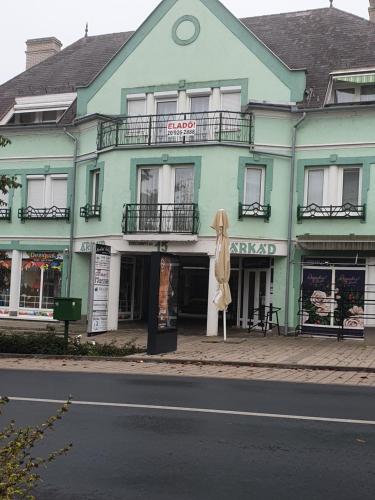 Kaktusz City 8380 Hévíz, 15 Széchenyi utca kép - 3