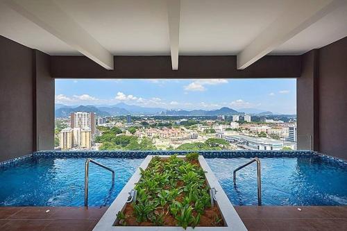 Bazén v ubytování The Horizon Ipoh Infinity Pool 5 to 9pax nebo v jeho okolí