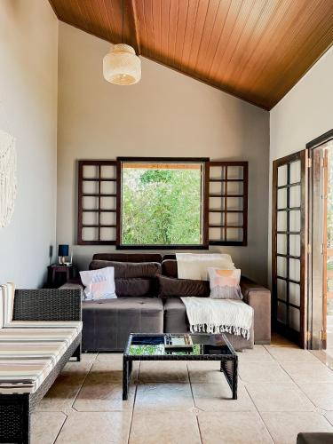 Ruang duduk di CASA PARAISO full house rent with amazing sea view, Ilha Grande
