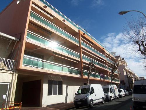 Studio en Centre-Ville d'Arcachon avec Balcon, Parking Privé et Wi-Fi, à 300m de la Plage