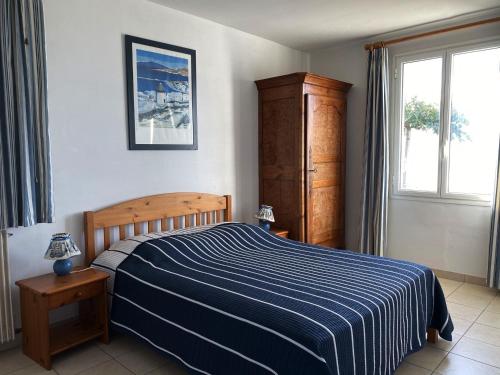 Photo de la galerie de l'établissement Maison en bord de mer avec jardin, 2 chambres, jusqu'à 4 personnes à Jard-sur-Mer - FR-1-336-22, à Jard-sur-Mer