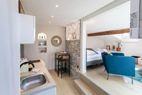 #49 Staywizus - Perfect location Saleya old town 2mins to Sea AC