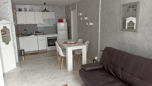 Köök või kööginurk majutusasutuses Jela Apartman