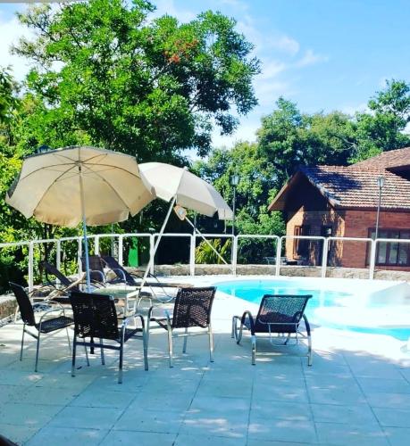 Kolam renang di atau dekat dengan Pousada Rugero