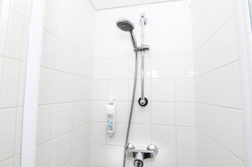 ibis budget Le Mans Centre tesisinde bir banyo