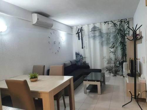 5personas,Solarium, WiFi, piscina