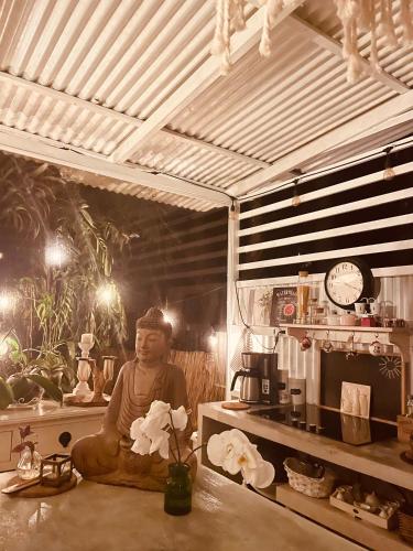 Utensilios para hacer té y café en Casa Luce