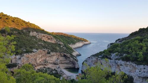 a view of a canyon in the ocean at Apartment Zrinka in Rukavac