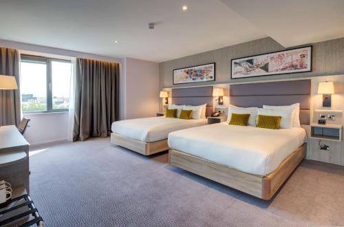 Hilton Garden Inn Dublin City Centre Image