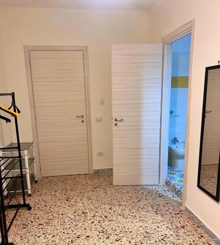 Vomero Room