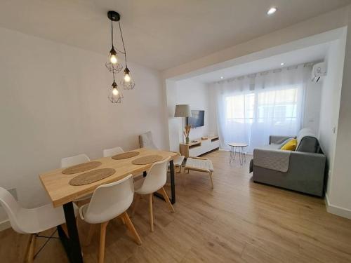 Avda de las Piletas, segunda línea de playa