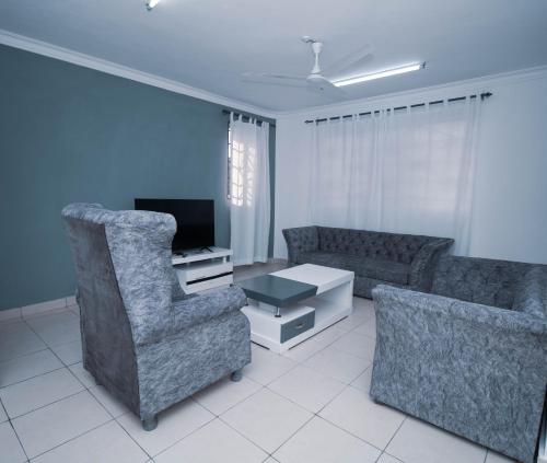 Χώρος καθιστικού στο Haven Hearts Apartments