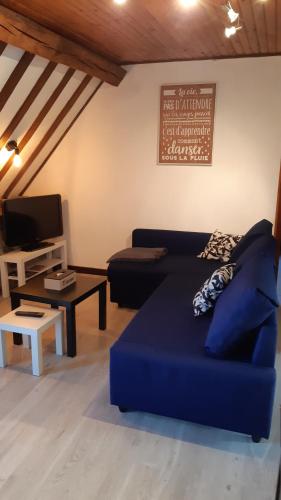 Appartement climatisé 2 étoiles, vue sur les Remparts, centre de Rocroi, Parking privatif et garage vélos