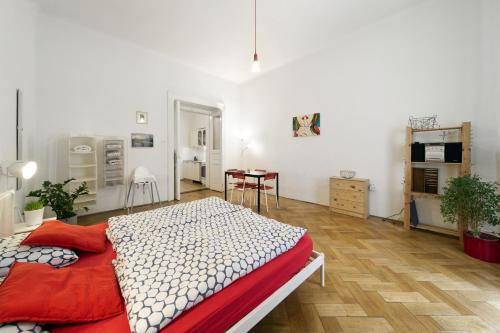 LIKE AT HOME IN CENTER OF PRAGUE