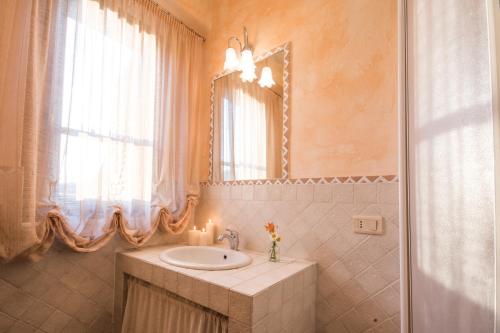 Phòng tắm tại B&B Maesta' Di Cudino