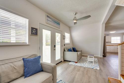 Walk to Beach: 3BR w/ Fire Pit & Plenty of Parking photo 12