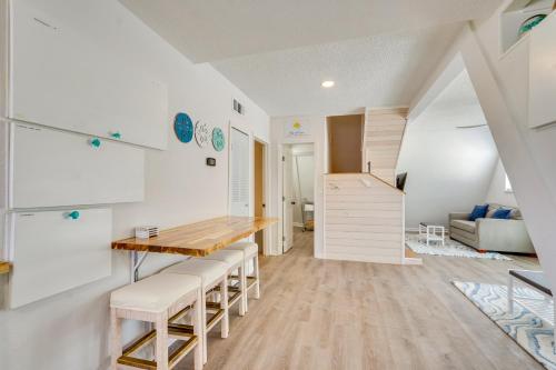 Walk to Beach: 3BR w/ Fire Pit & Plenty of Parking photo 15