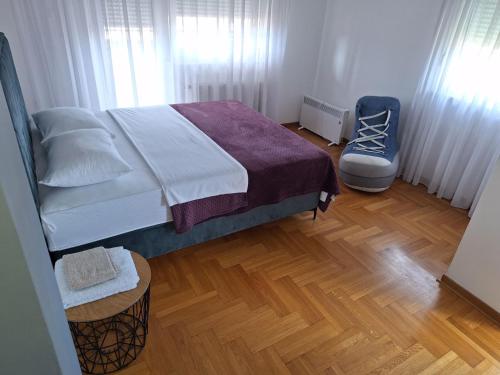 Ένα ή περισσότερα κρεβάτια σε δωμάτιο στο PENTHAUS apartment