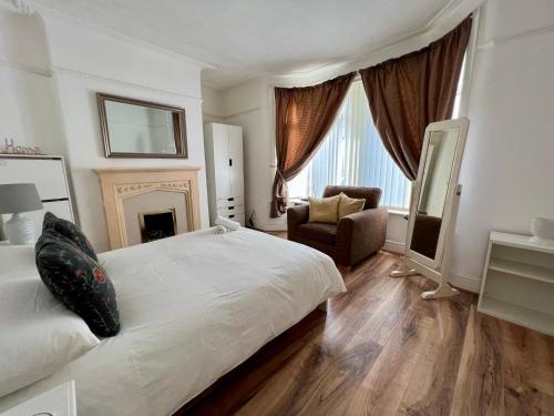 2025 Award Winner Liverpool Ivy House - 4 Bedrooms photo 84