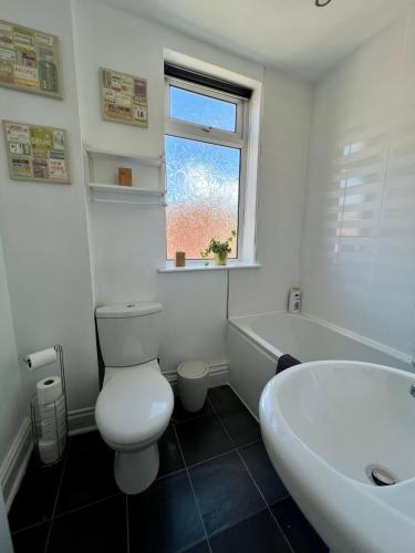 2025 Award Winner Liverpool Ivy House - 4 Bedrooms photo 67