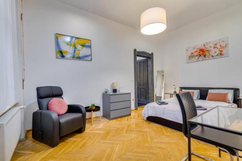 StyleMix Apartment in city heart