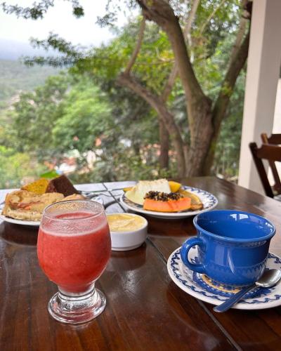 Mad på pensionatet eller i nærheden