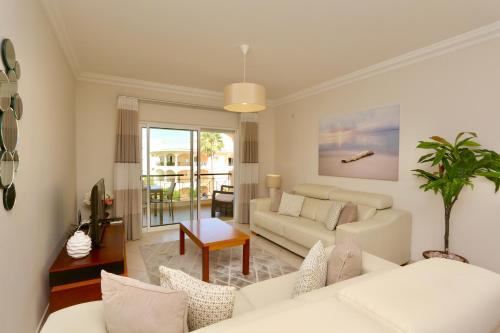 Praia Village 104 - Clever Details