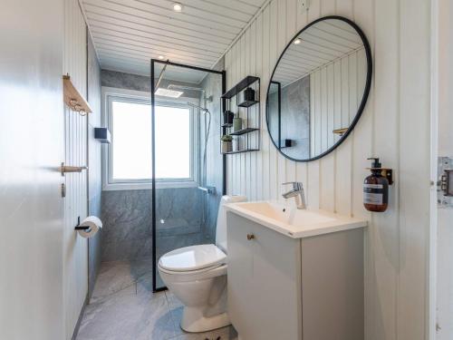 Kúpeľňa v ubytovaní Holiday home Fanø XIV