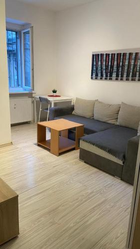 Near tran station 2 room apartment wit terasse