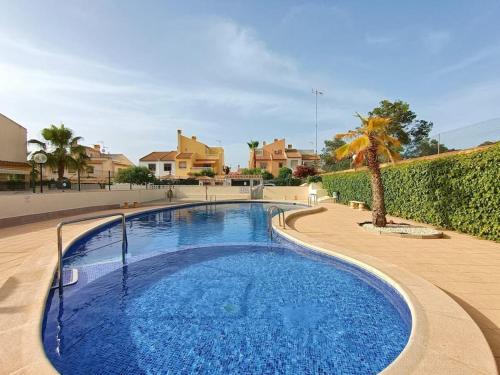 Sunny House Torrevieja with communal pool and garden