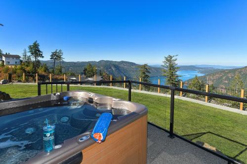 Above It All Estate – Photos 3