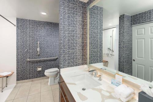 Homewood Suites by Hilton New Orleans Image