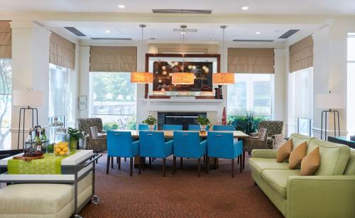 Hilton Garden Inn Charlotte North Image