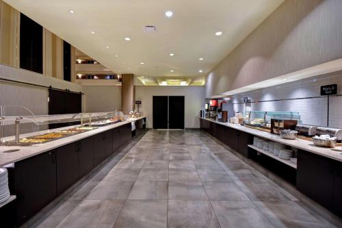 Jídlo v hotelu nebo okolí