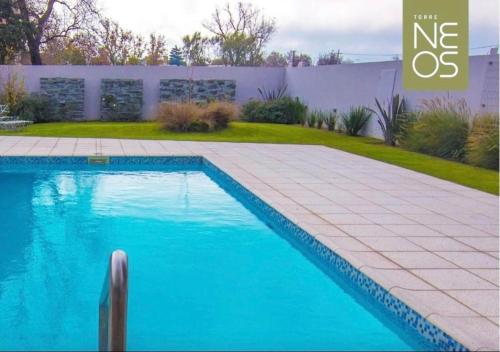 Πισίνα στο ή κοντά στο Departamento de categoria con piscina, cochera opcional y seguridad 24hs