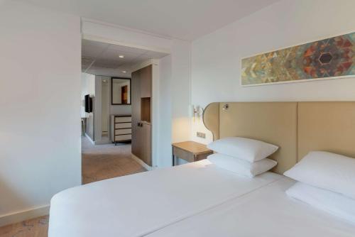 Hilton Stockholm Slussen Hotel Image