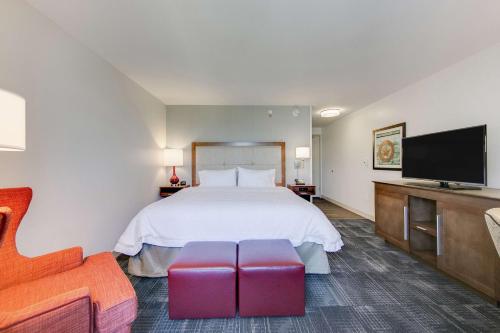 Postel nebo postele na pokoji v ubytování Hampton Inn & Suites North Houston Spring