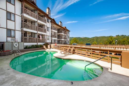 an image of a pool at a hotel at Serene Views Community Pool in Gatlinburg