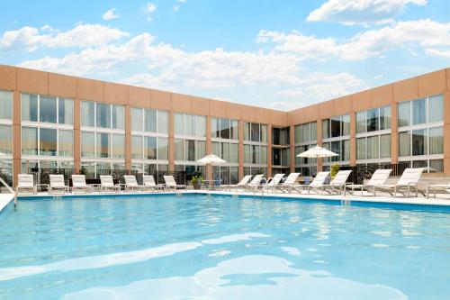 Hilton Washington DC National Mall The Wharf Image