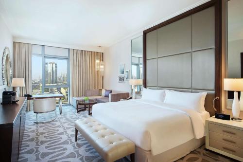 Hilton Dubai Al Habtoor City Image