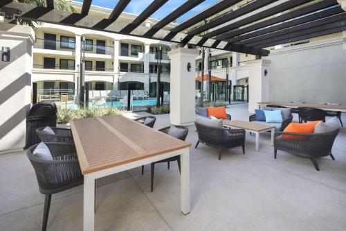 Coin salon dans l'établissement Homewood Suites By Hilton San Diego Central