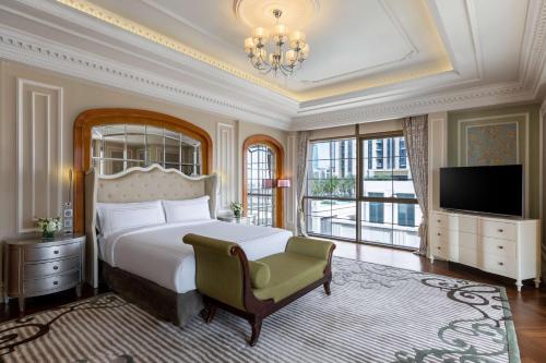 Al Habtoor Palace - Preferred Hotels & Resorts Image