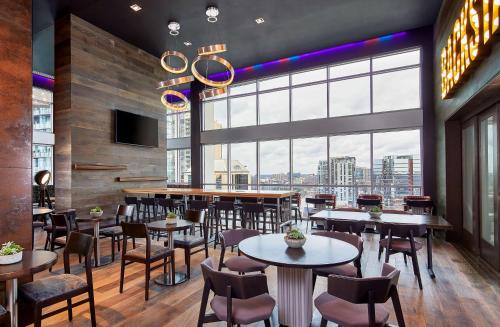 Hampton Inn & Suites Atlanta-Midtown, Ga Image