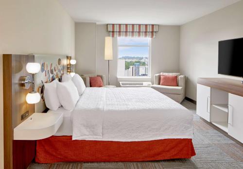 Hampton Inn & Suites Atlanta-Midtown, Ga Image