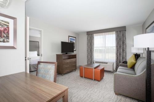 TV o dispositivi per l'intrattenimento presso Homewood Suites by Hilton Albuquerque-Journal Center