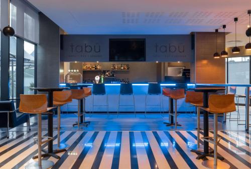 TV a/nebo společenská místnost v ubytování Radisson Blu Hotel, Port Elizabeth