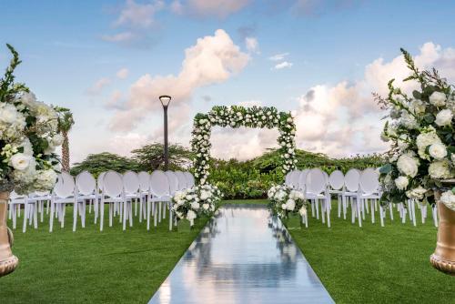 Giardino di Embassy Suites By Hilton Aruba Beach Resort